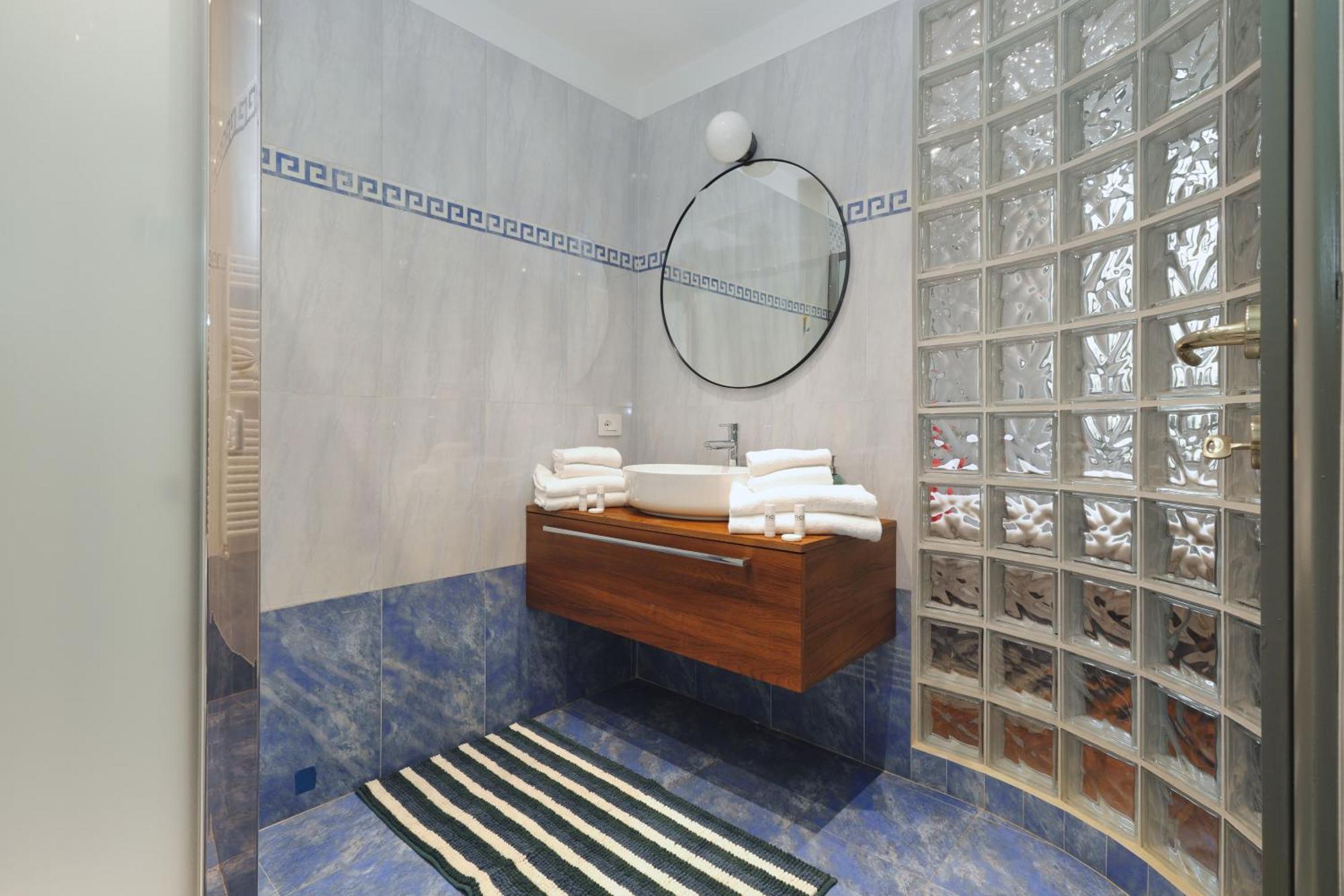 Joivy Modern Flat Near Duomo Di Milano Appartement Buitenkant foto